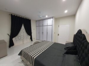 Two-Seater Room