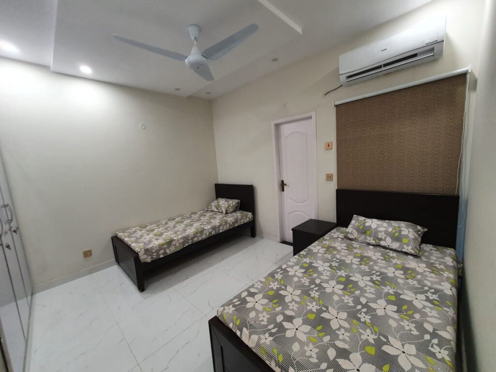 Four-Seater Room